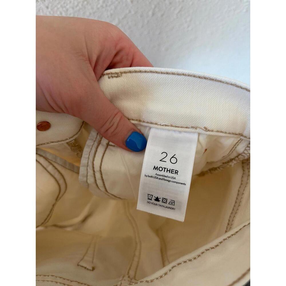 MOTHER The Rascal Sliced Up Heel Jeans size 26. White/Off White Color. No flaws. - Picture 6 of 9